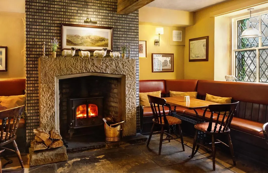 Shoulder Of Mutton Inn-1