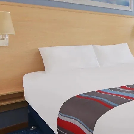 Travelodge Harrogate-2