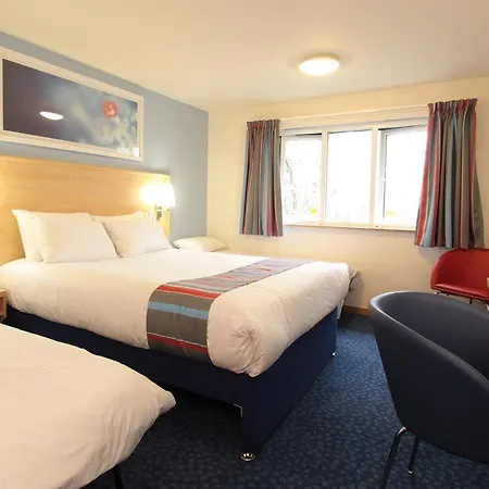 Travelodge Harrogate-3