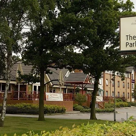Premier Inn Harrogate South-2